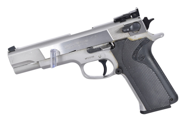 Smith & Wesson - 845 - .45Auto