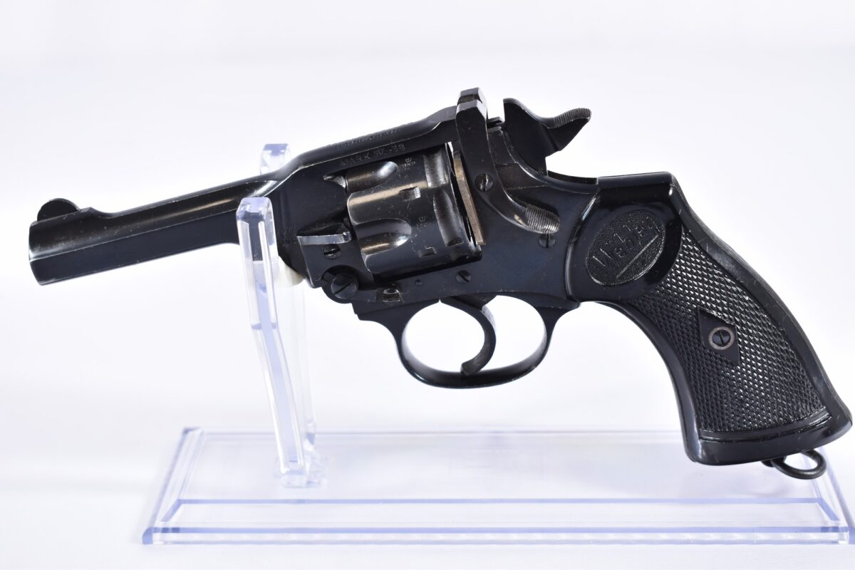 Webley & Scott MARK IV .38S&W Revolver Webley & Scott MARK IV .38S&W Revolver